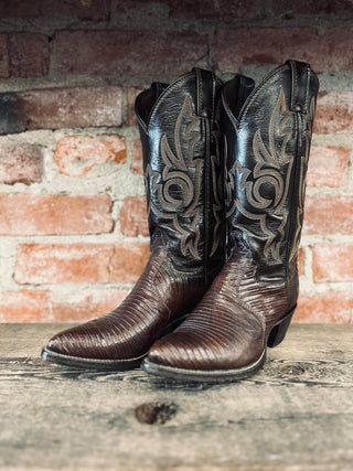 Vintage Cowboy Boots – Gold Dogs